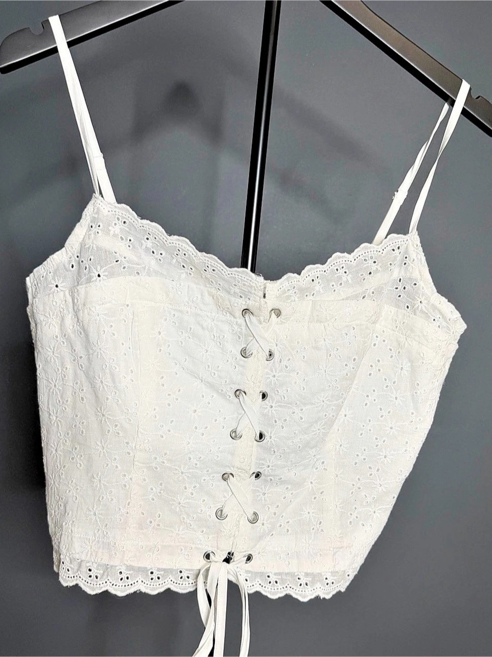 Studio by the Workshop White Eyelet Lace-Up Crop Top NWT